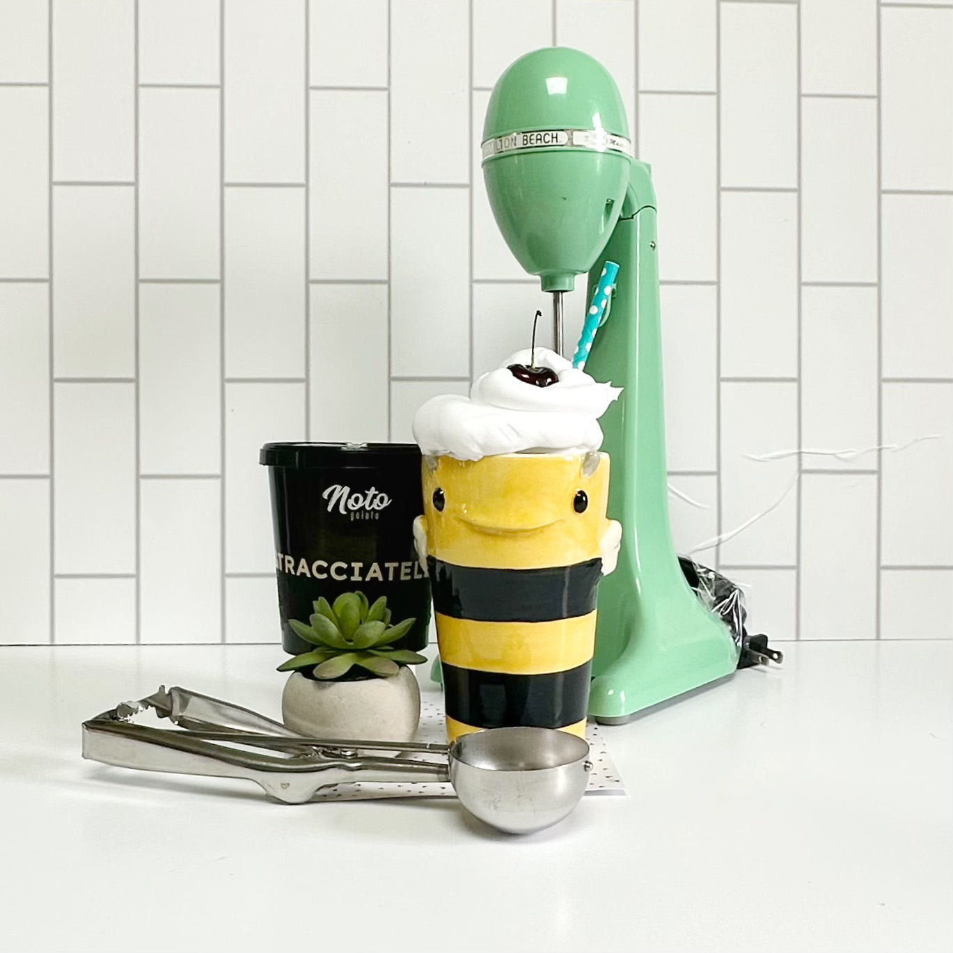 Bee Travel Mug